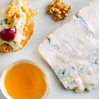 Gorgonzola cheese: the best pairings (crt-01)