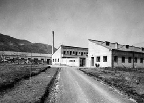 Maraschino liqueur: Luxardo factory, Torreglia, early years (crt-01)