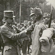 Asiago Cheese: 1917, Asiago, Kaiser Karl visiting his troops (img-03)