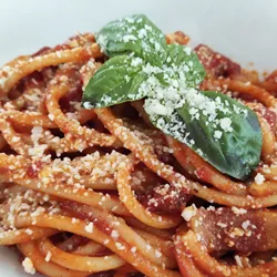 Bucatini all’Amatriciana.